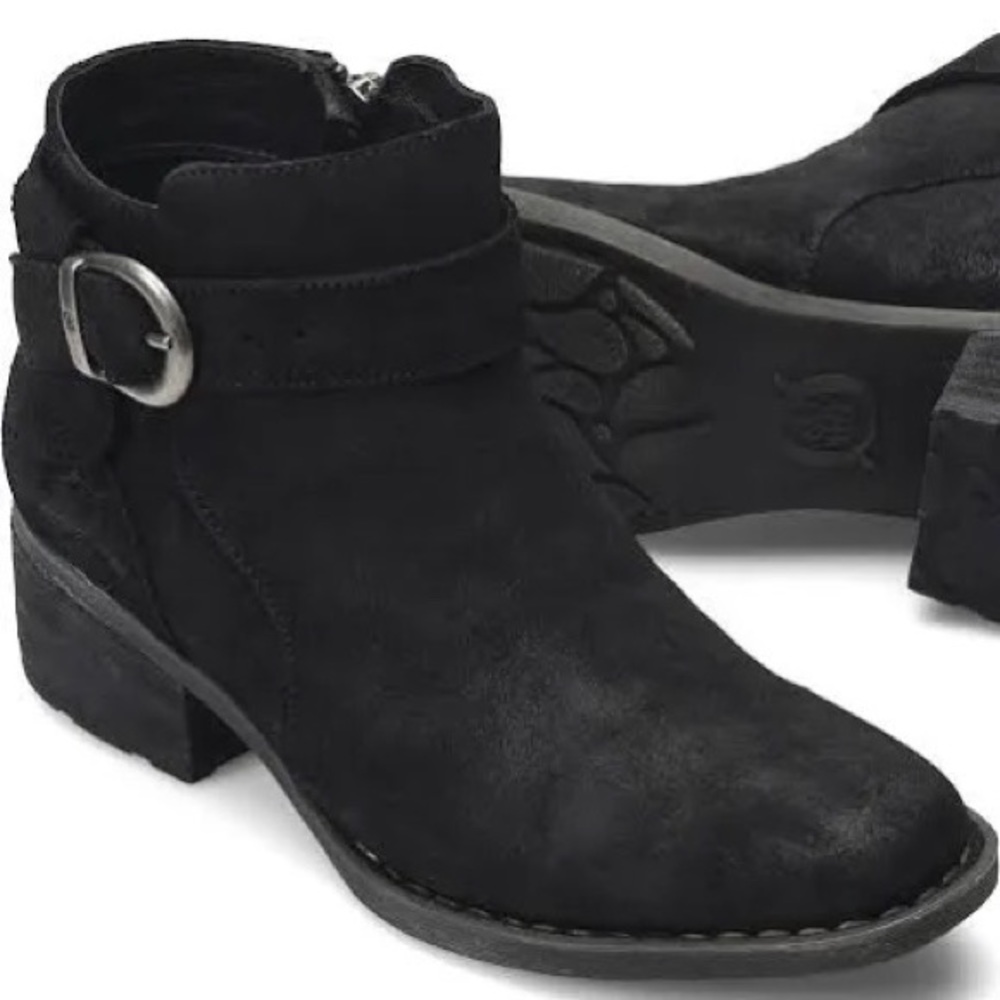 New!!  Born Morocco Black Suede Zip Ankle Boots Size 7/38